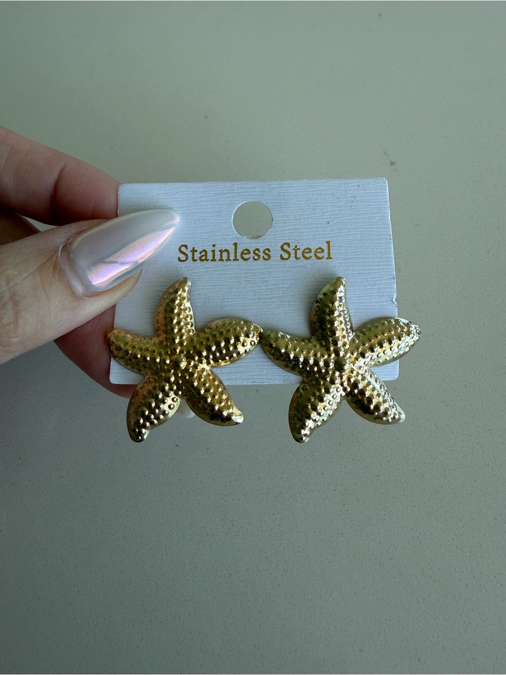 Gold (not real gold) Starfish Stainless Steel Stud Earrings - new - NWT